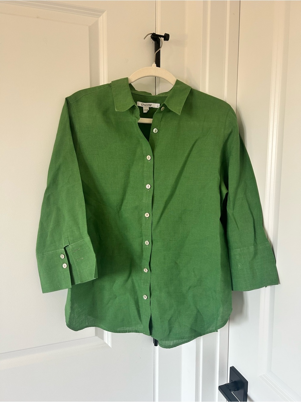 Chico’s Green Button-Up Women’s Blouse